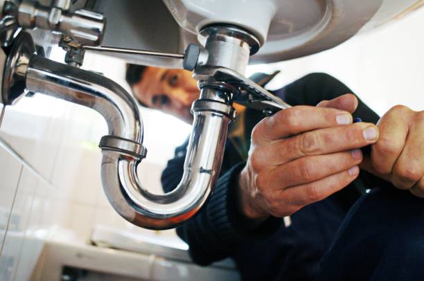 Best Shower Repair Services  in West Deland, FL